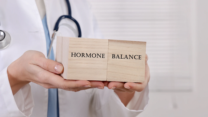 5 Spices for Hormonal Balance in Women